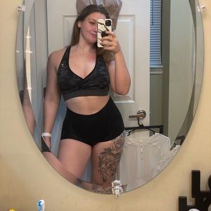 Lululemon In Movement Short Everlux 2.5’